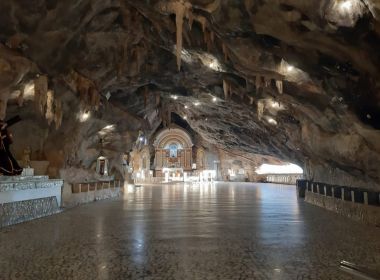 Lapa: Em dia de romaria, visitação à gruta é reduzida; evento será transmitido online