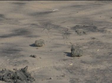 Ilhéus: Marinha manda para análise material não identificado recolhido em praia