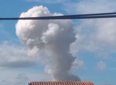 Simões Filho: Fábrica de fogos de artifício explode e assusta moradores