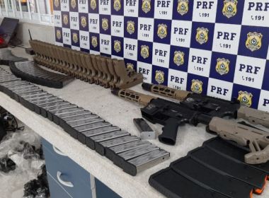  Conquista: Pistolas, fuzis e carregadores apreendidos seriam levados para Serrinha