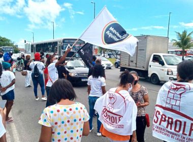 Lauro de Freitas: Manifestantes cobram justiça em caso João Alberto em frente a Atakadão