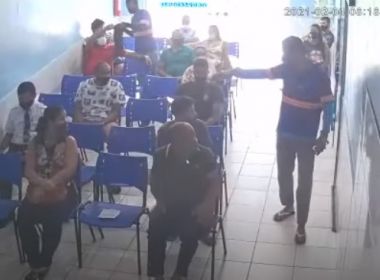 Itabuna: Polícia procura dupla que assaltou pacientes de clínica; vídeo mostra ação