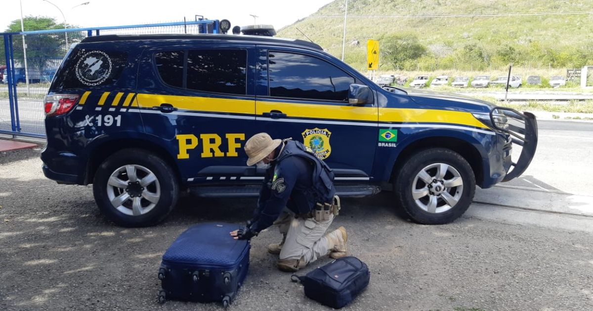 Bahia Notícias / Municípios / Notícia / Apreensão de 35 kg de maconha é realizada em Jequié - Vimarsana News