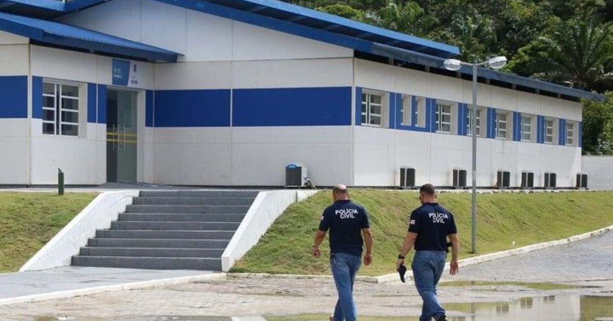 Bahia Notícias / Municípios / Notícia / Vera Cruz: Corpo com sinais de agressão é encontrado em matagal - Vimarsana News