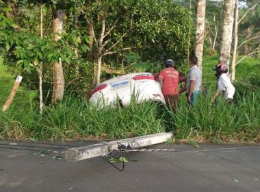 Camacan: Após bater em árvore, motorista morre e outras três pessoas ficam feridas 