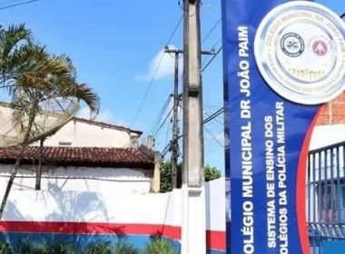 Passé: Mãe acusa escola de impedir entrada de filha por estar com 'cabelos inchados'