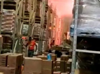 Conquista: Incêndio atinge loja do Atacadão e assusta funcionários e clientes