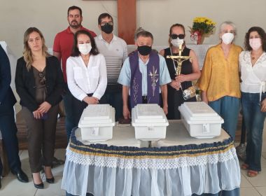 Caetité: Restos mortais de Waldcik Soriano são sepultados em ato simbólico; veja imagens