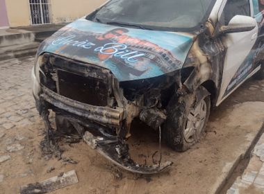 Filadélfia: Polícia investiga acusados de atearem fogo em carro de vereador