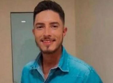 Sebastião Laranjeiras: Cantor morre após colidir moto com animal na BA-263