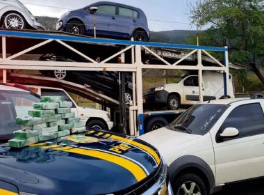 Jequié: Quase 21 kg de crack são achados em painel de carro na BR-116