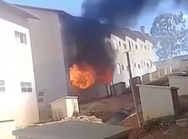 Caetité: Casa fica destruída após criança riscar palito de fósforo e provocar incêndio