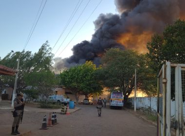 Juazeiro: Incêndio destrói carros estacionados em pátio do Detran