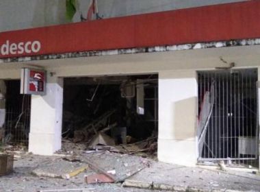 Muritiba-BA: Quadrilha armada explode três agências bancárias