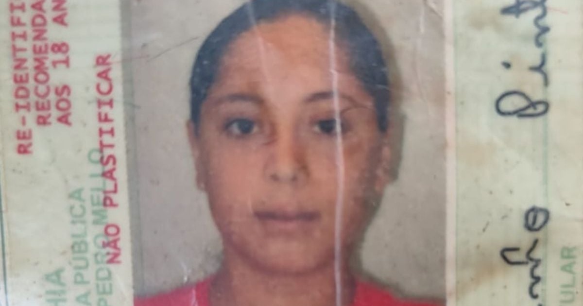 Mulher é morta a tiros dentro de posto de lavagem em Feira de Santana