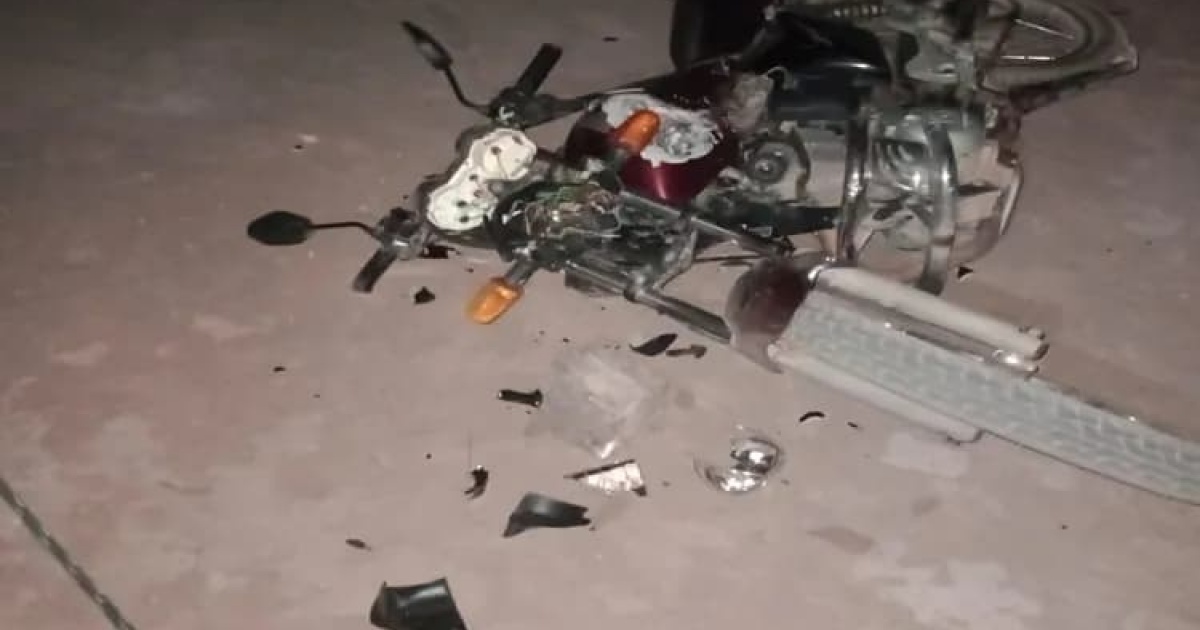 Mulher é agredida em frente a bar em Guanambi e populares destroem moto de suspeito