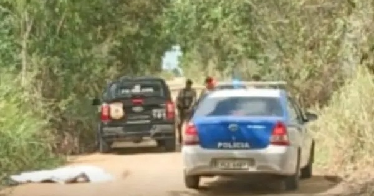 Homem é encontrado morto com mais de 20 tiros em Eunápolis