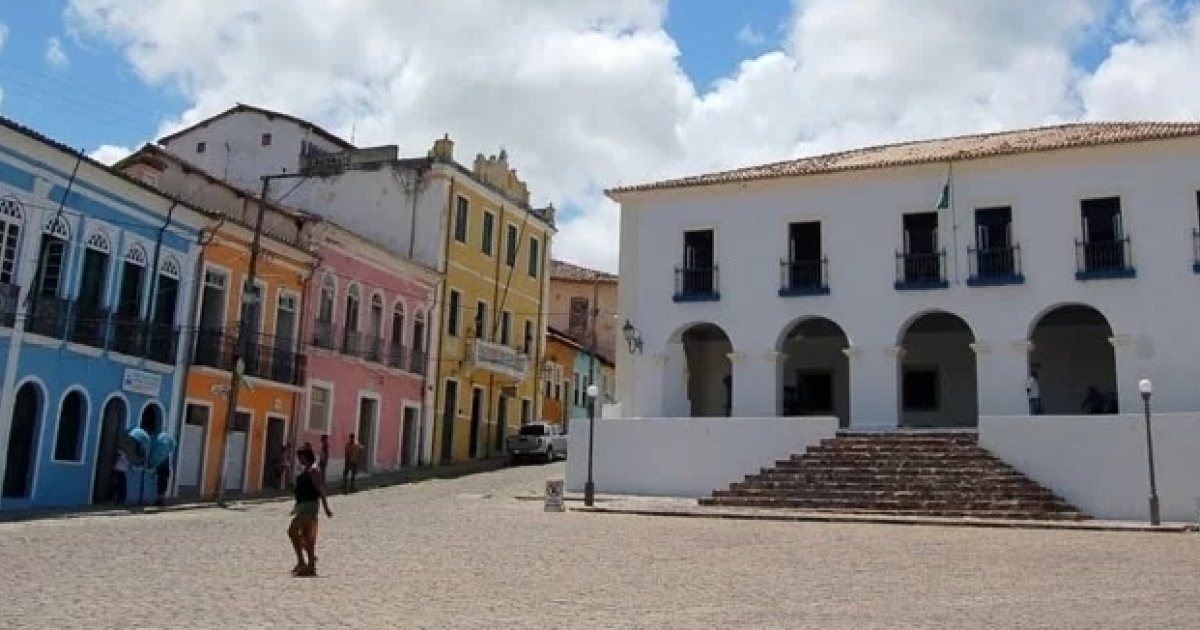 Apenas um terço de prefeituras da Bahia conta com estrutura para políticas de igualdade racial, aponta IBGE