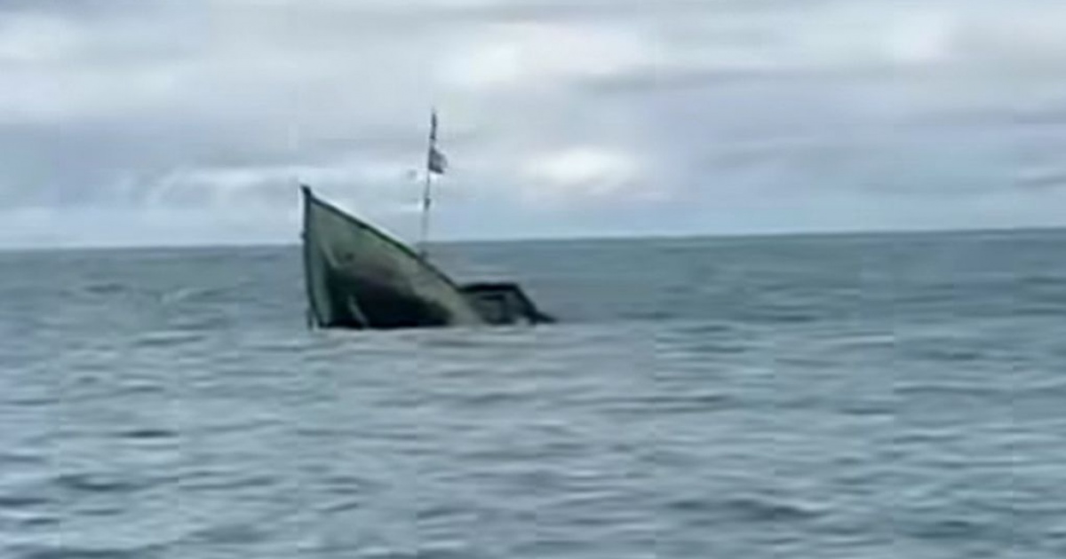 Três pescadores são resgatados após mais de 20 horas à deriva no litoral de Prado