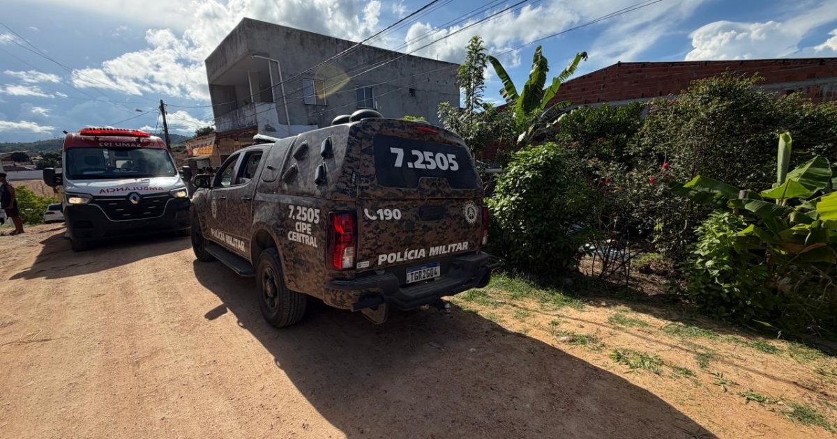 Após fim de semana com seis mortes , Polícia Militar realiza operao em Ipia