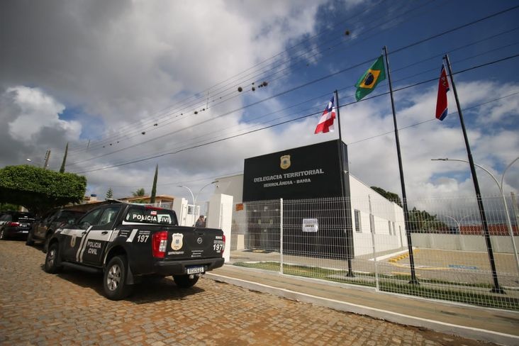 Homem é preso acusado de agiotagem e importunação sexual com R$ 27 mil em Serrolândia