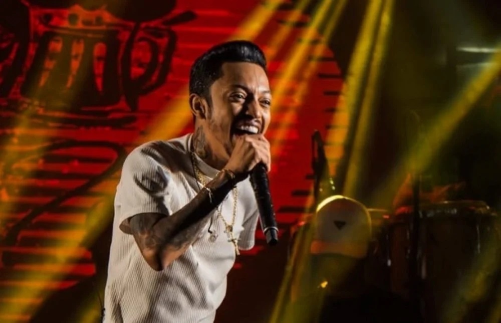 Cantor cancela show em Coração de Maria após passar mal durante apresentação 