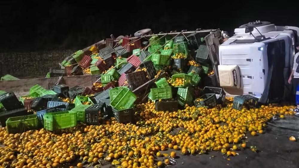Caminhoneiro baiano morre após capotamento fatal em Belo Horizonte