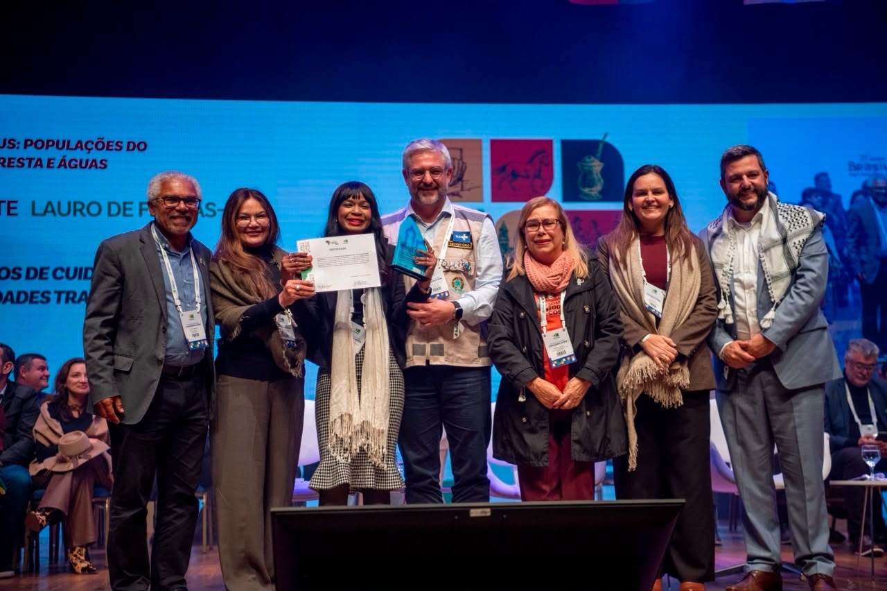 Lauro de Freitas conquista prêmio nacional de saúde por projeto que leva bem-estar a terreiros de matriz africana