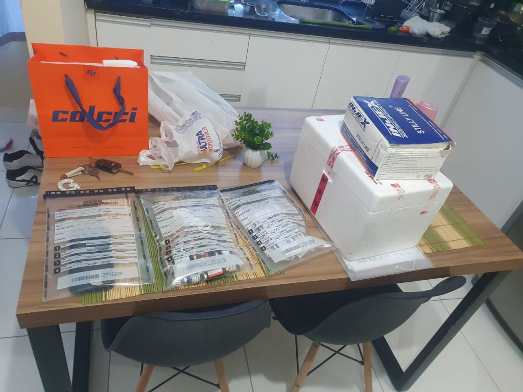 Polícia apreende 200 canetas emagrecedoras vendidas de forma ilegal em Barreiras 3 Operação Narciso