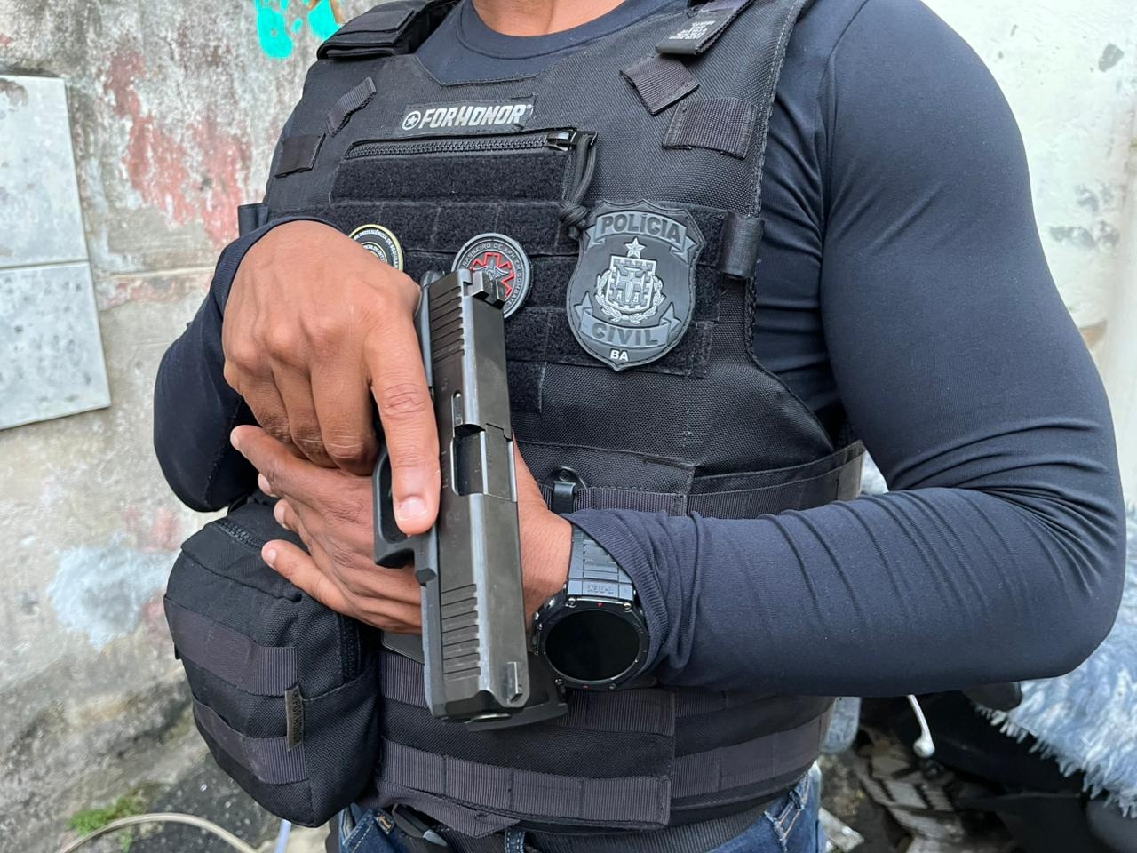 Homem é preso na Bahia por suspeita de estupro de três meninos que frequentavam mesma igreja
