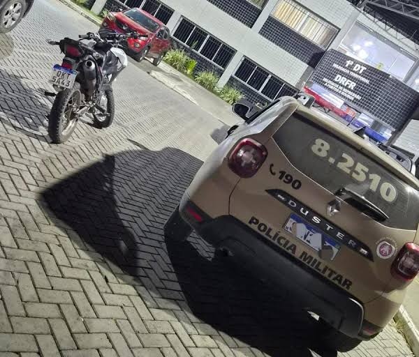 Jovem de 18 anos é preso duas vezes em menos de 72h em Feira de Santana