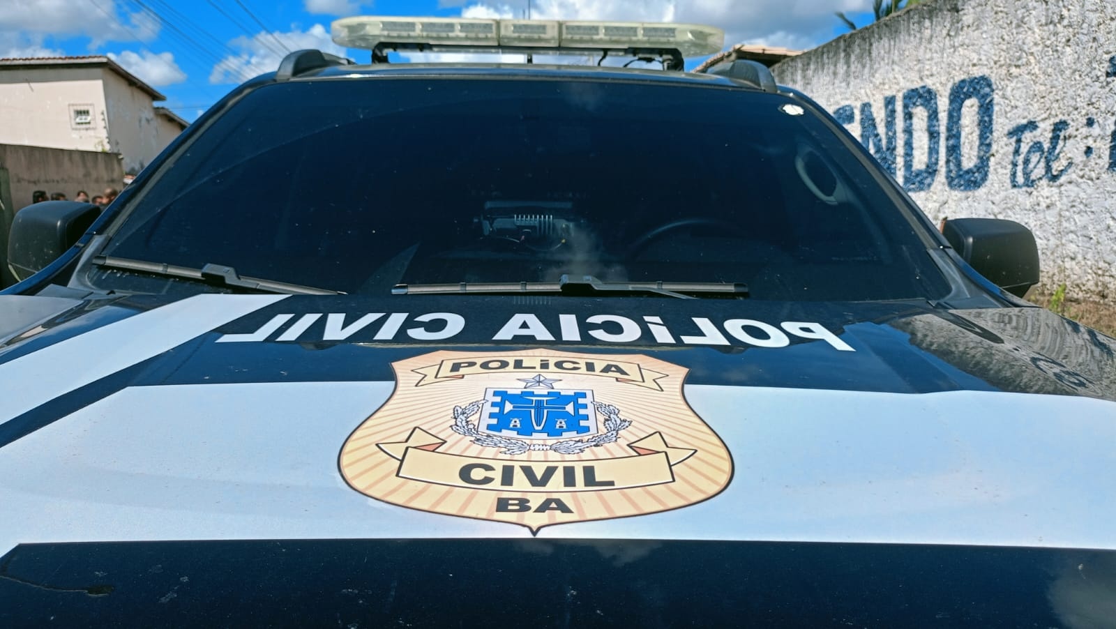 Polícia prende homem que tentou matar irmão a facadas por R$ 50 na Bahia
