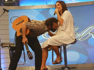 Ivete se sente com nove meses de gravidez e com ótima auto-estima