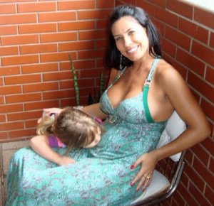 Scheila revela sexo do seu bebê