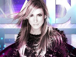 Claudia Leitte negocia para abrir Copa do Mundo 2014
