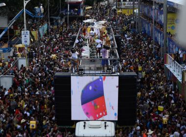 Carnaval de 2021 deveria ser cancelado ou apenas adiado?