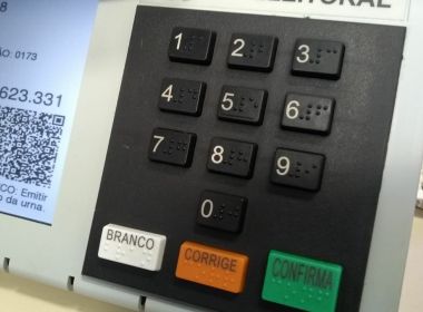 Quer ser político? Assuma seu próprio passado e seus erros