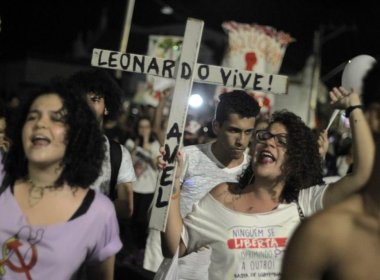 Manifestação percorre bairro do Rio Vermelho contra a LGBTfobia
