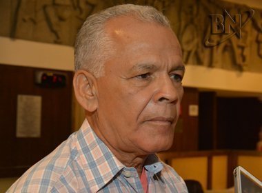 Bahia Notícias / Notícia / Inusitado: ACM Neto pode 'empossar' Marcos  Medrado na Câmara dos Deputados - 23/12/2016