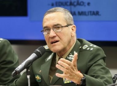 Comandante do Exército diz estar 'preocupado' com resultado de intervenção no RJ
