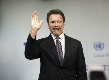 Arnold Schwarzenegger passa por cirurgia de emergência no coração