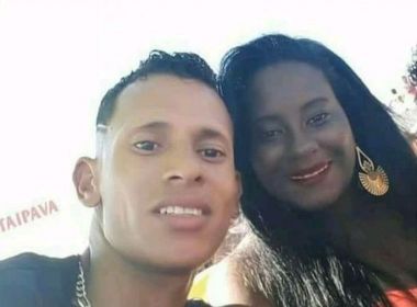 Mulher é morta na frente da filha de três anos após ser esfaqueada 53 vezes pelo ex