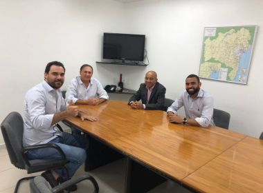 Pré-candidato ao governo do estado, Gualberto se reúne com membros do PSC