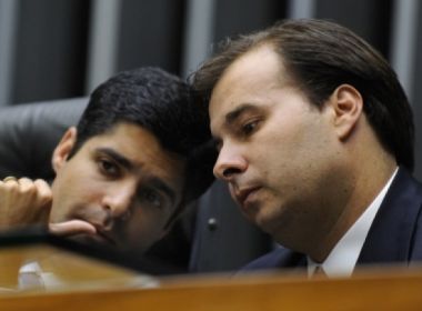 Neto minimiza resultado de Maia em pesquisa: 'Não vai nos assustar'
