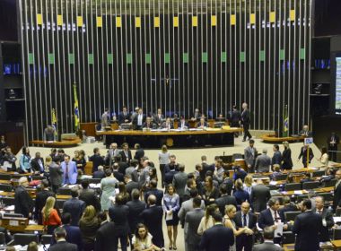 Petistas, tucanos e emedebistas nÃ£o sÃ£o opÃ§Ã£o de voto da maioria dos brasileiros, diz pesquisa