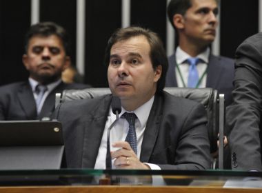 Maia pode abrir mão de candidatura à Presidência para dar lugar a Josué Alencar