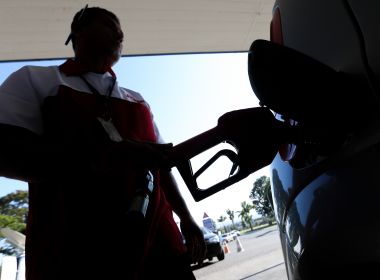 Sindicato, distribuidoras e órgãos públicos se reúnem para definir reabastecimento