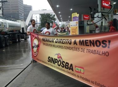 Frentistas da Bahia fazem protesto prÃ³ximo a MinistÃ©rio do Trabalho