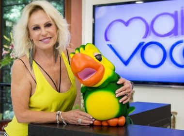 Destaque em Holofote: Ao vivo, Ana Maria reclama de censura ao 'Canarinho Pistola'
