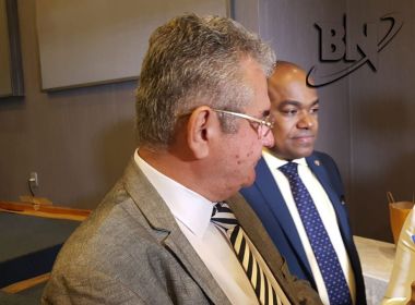 'Está tendo um curto-circuito na questão do chapão', alerta Angelo Coronel